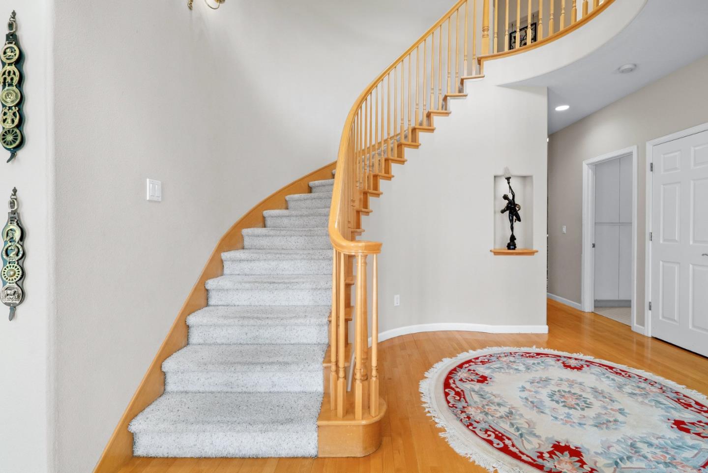 21 Bay Laurel Court