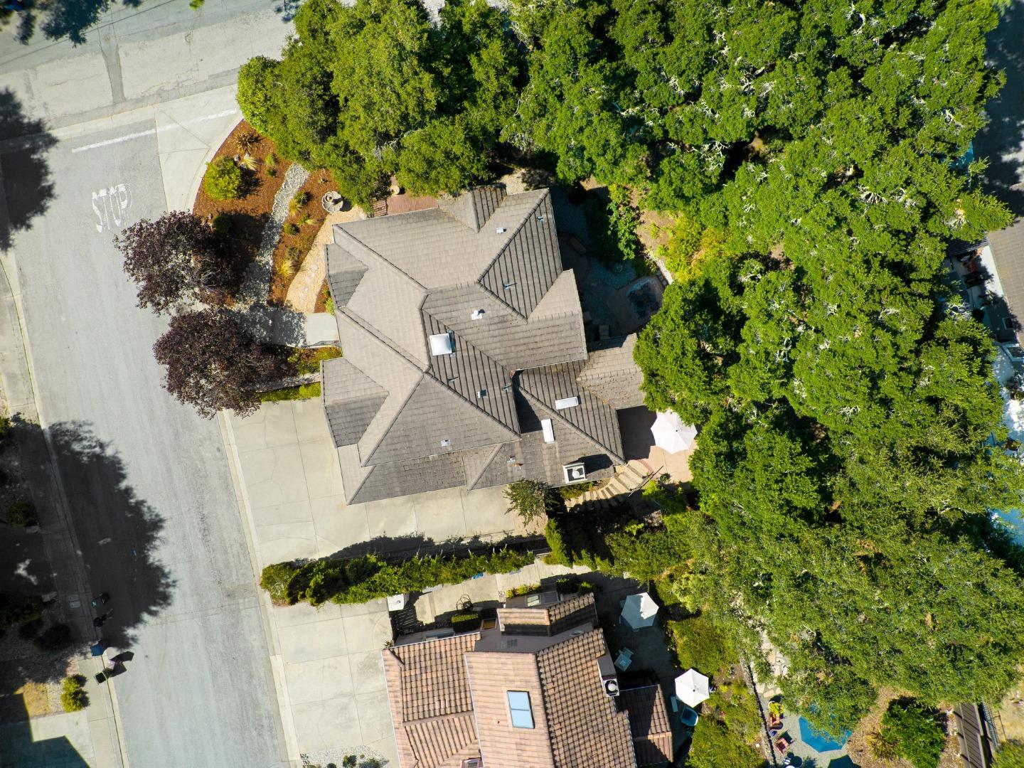 21 Bay Laurel Court