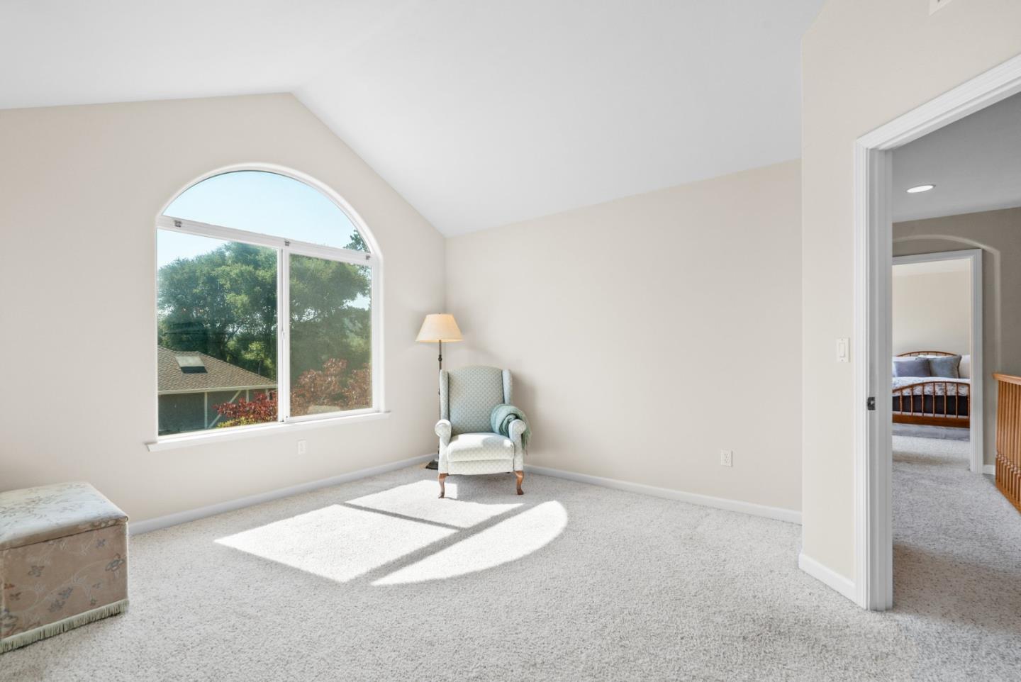 21 Bay Laurel Court