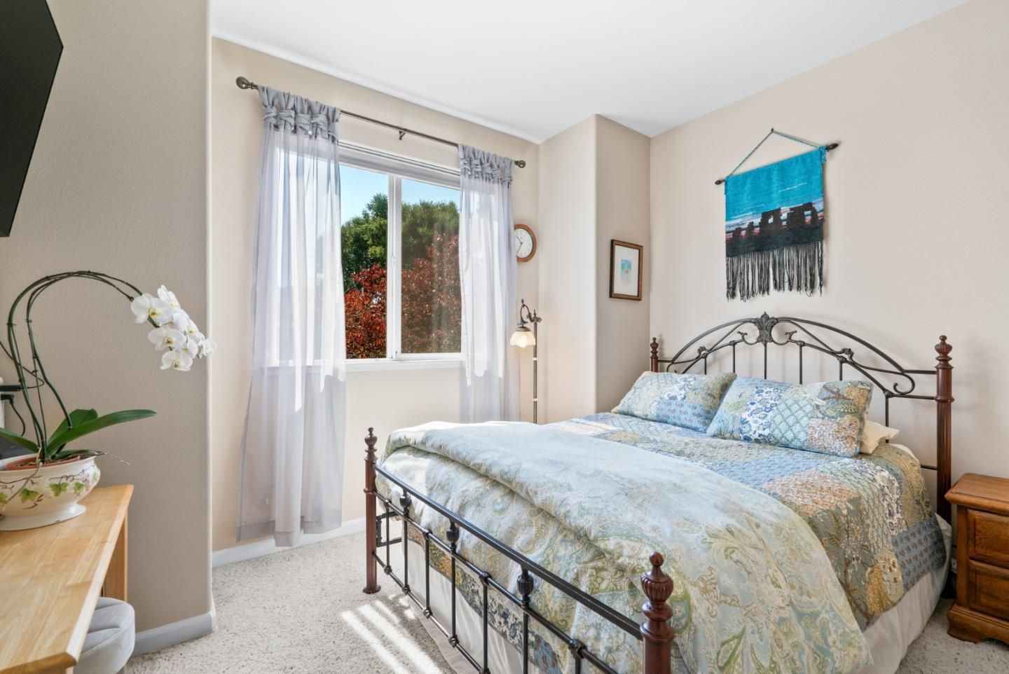 21 Bay Laurel Court