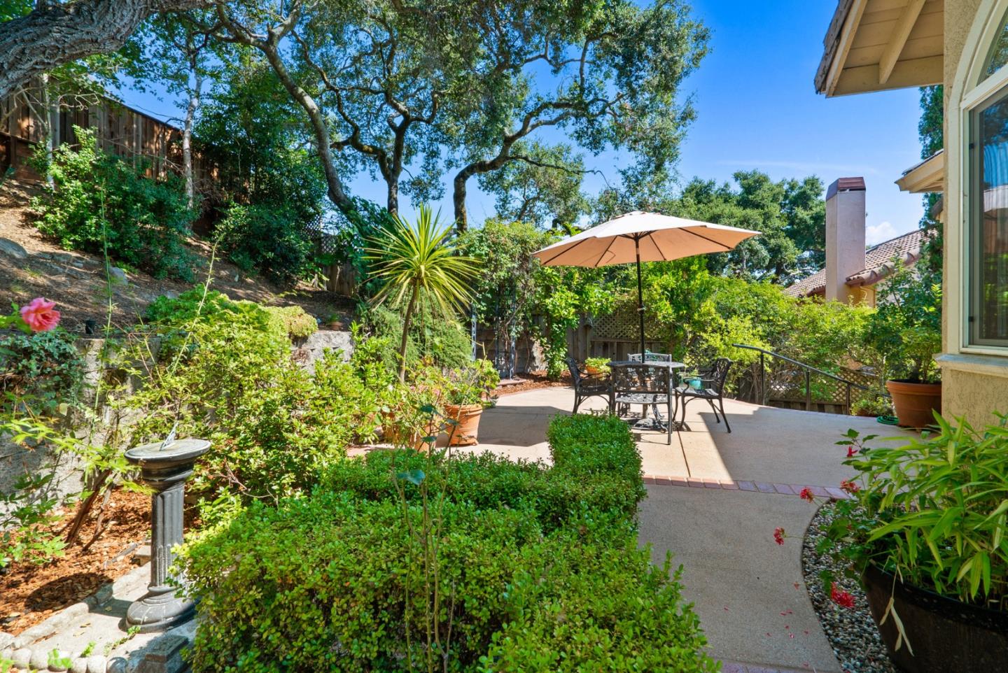 21 Bay Laurel Court