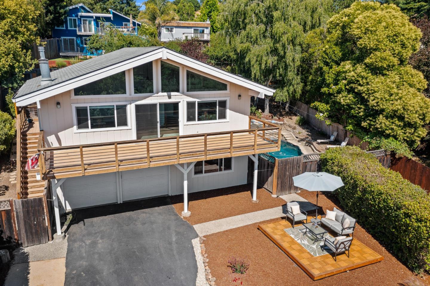 101 Sunset Terrace