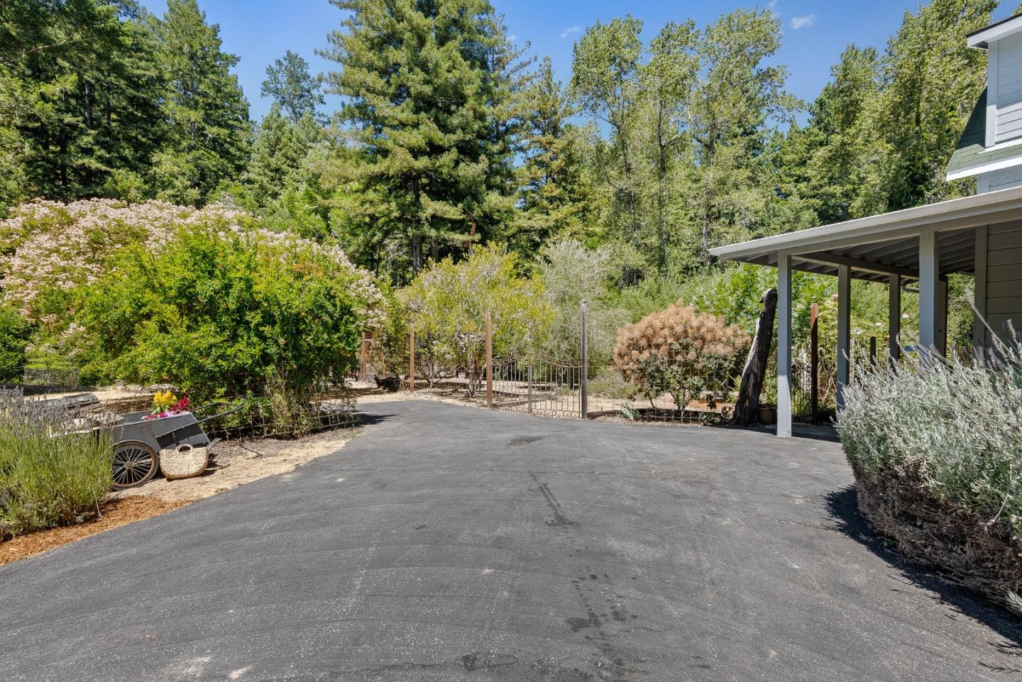 2250 Bean Creek Road