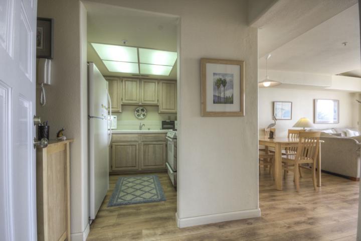 5005 Cliff Drive 2