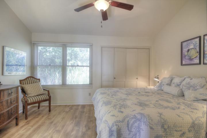 5005 Cliff Drive 2