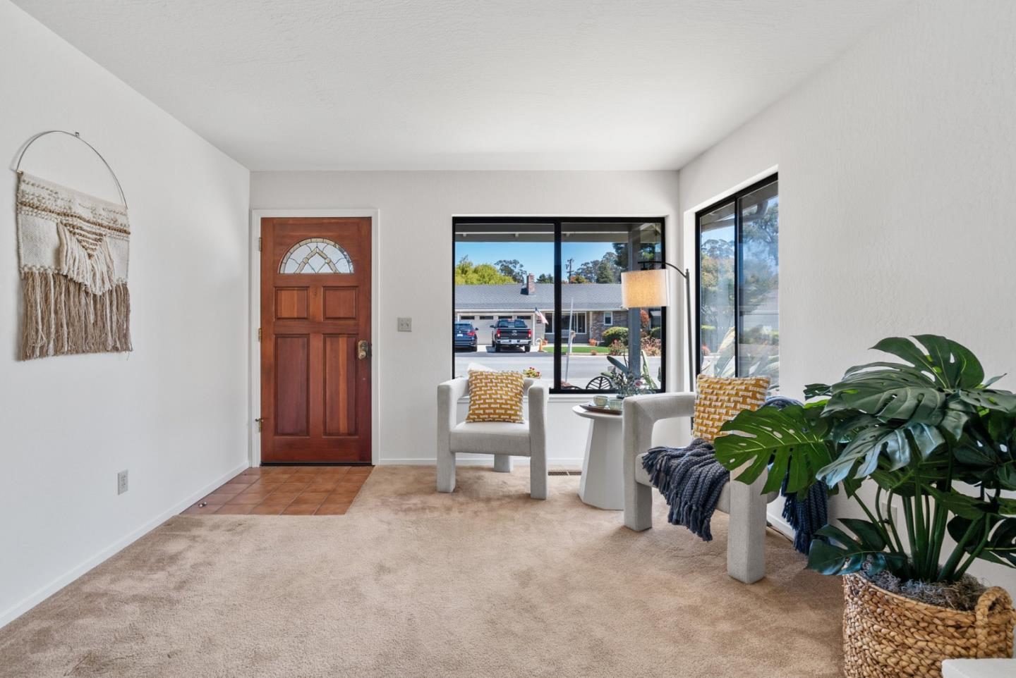 607 Burlingame Avenue