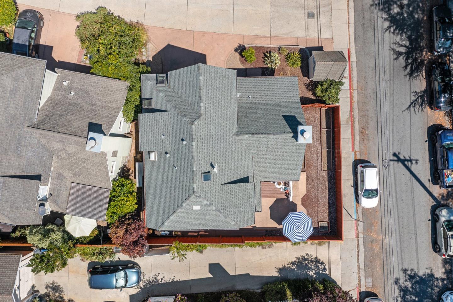111 Button Street