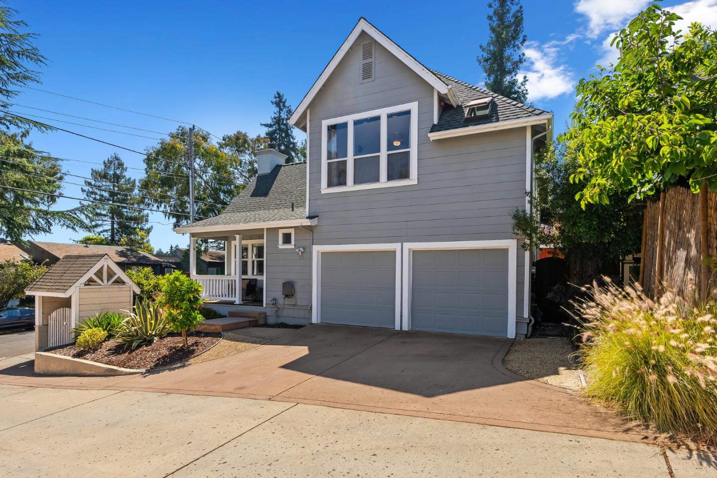 111 Button Street