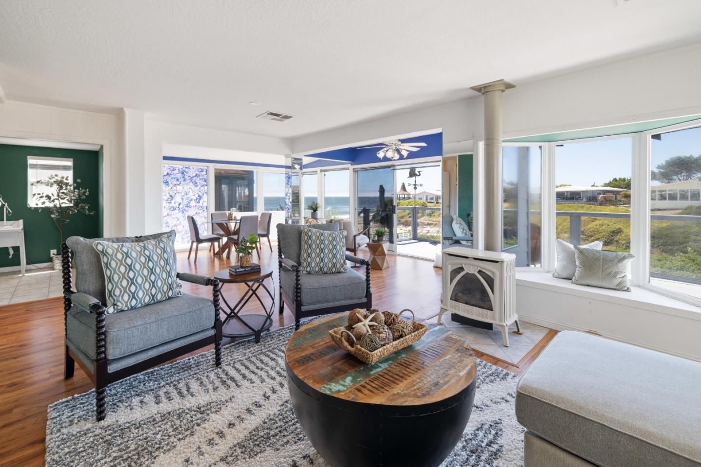 2395 Delaware Avenue Unit: 165
