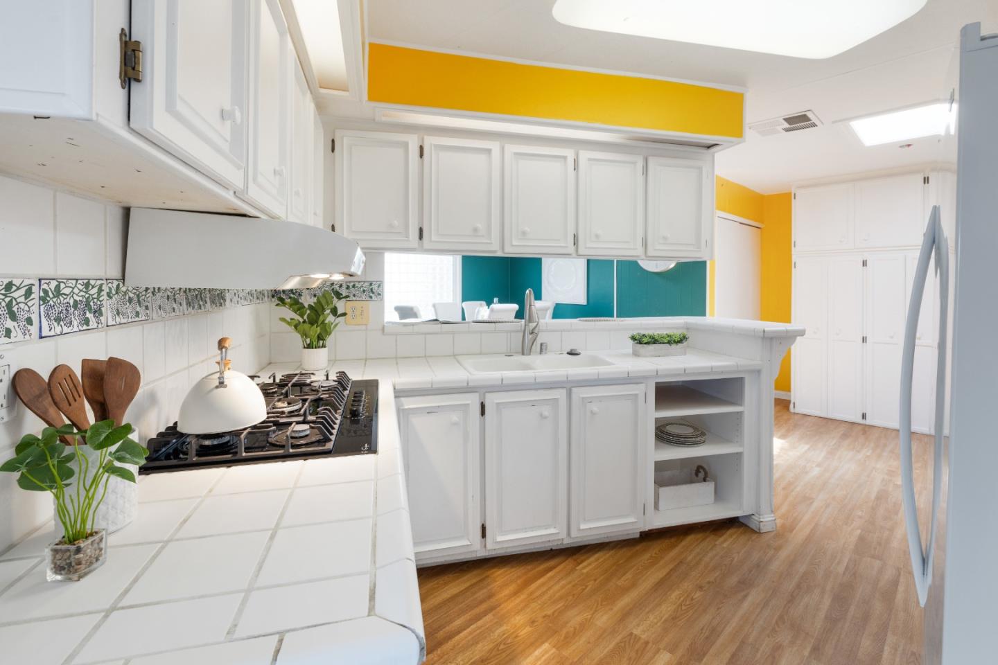 2395 Delaware Avenue Unit: 165
