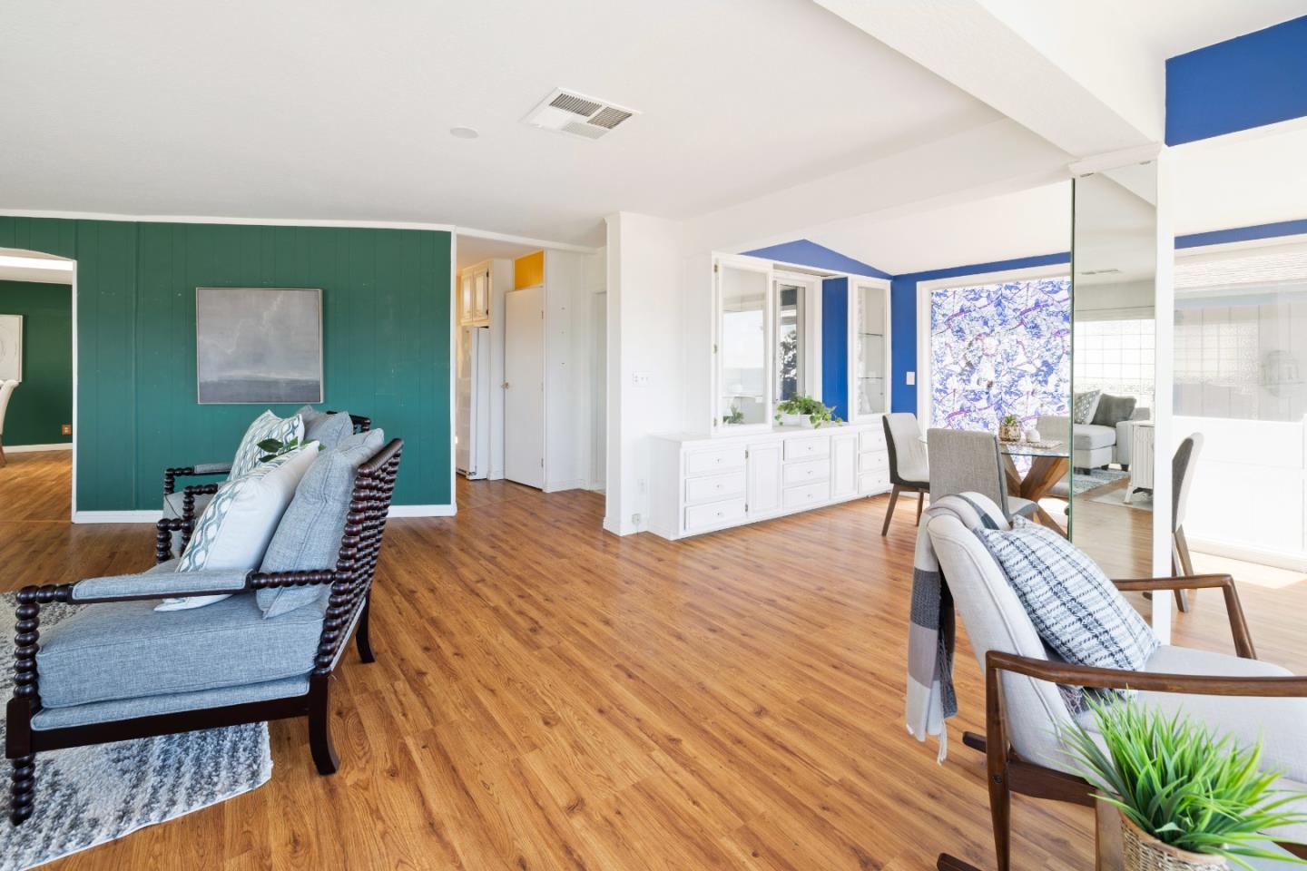 2395 Delaware Avenue Unit: 165