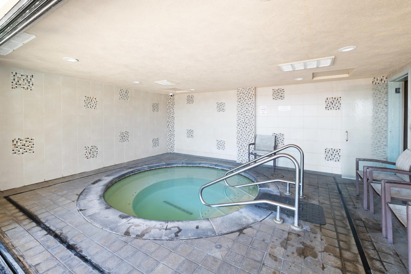 2395 Delaware Avenue Unit: 165