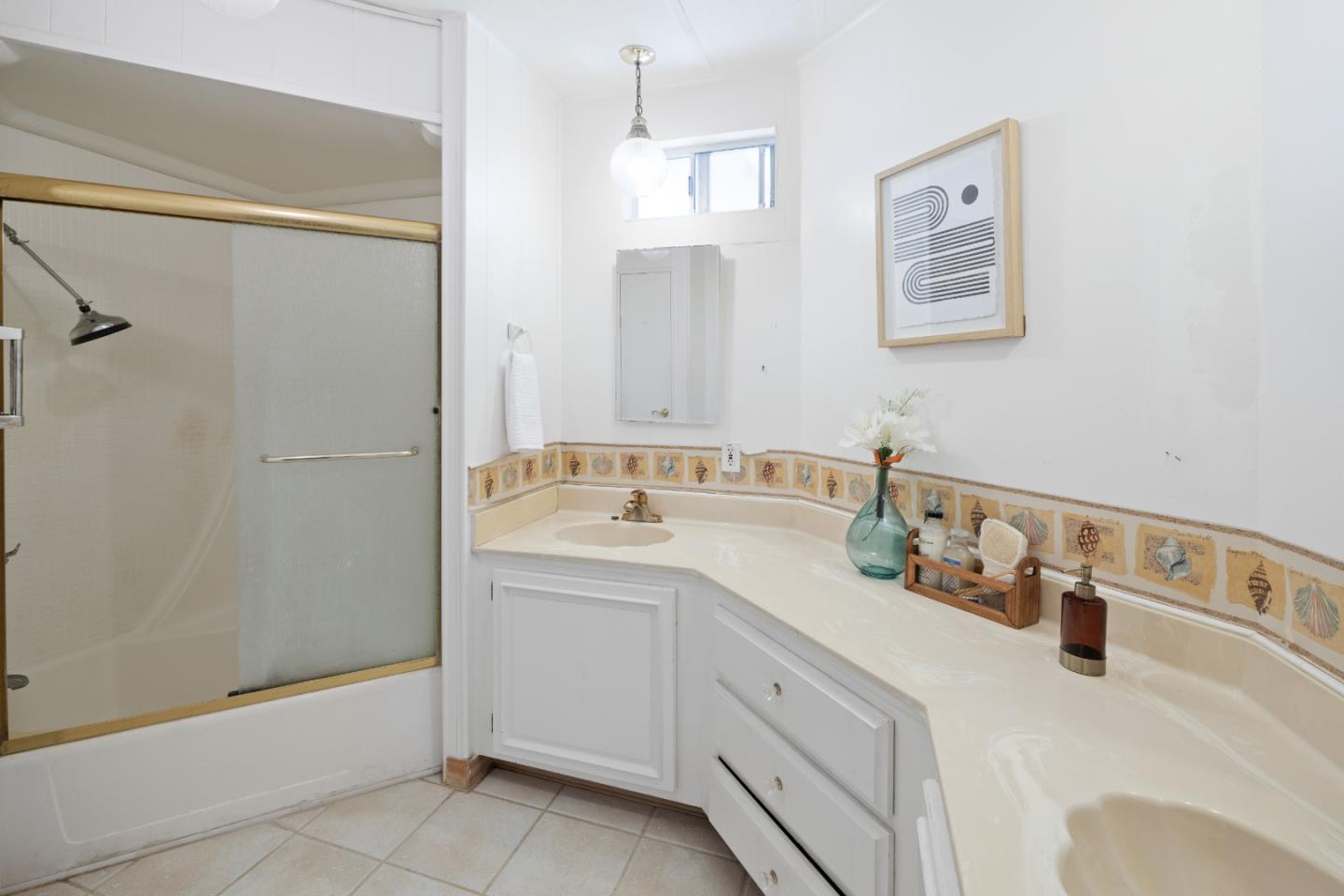 2395 Delaware Avenue Unit: 165