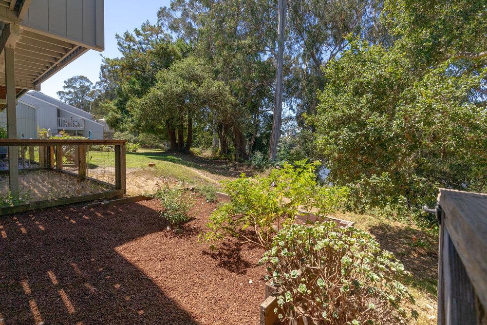 2-1165 E Cliff Drive