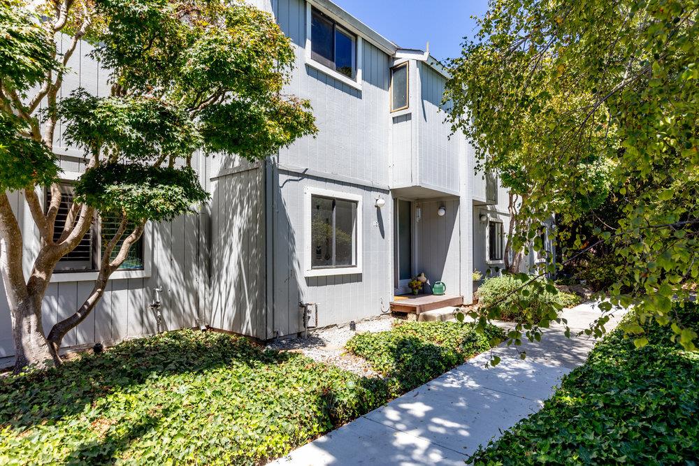 2-1165 E Cliff Drive