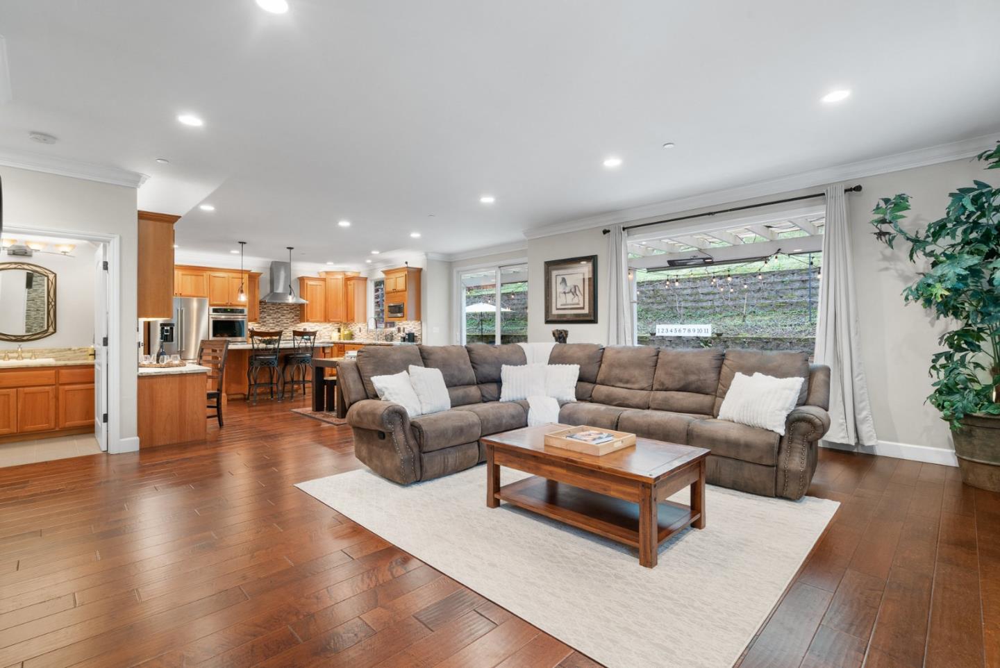 38 Polo Heights