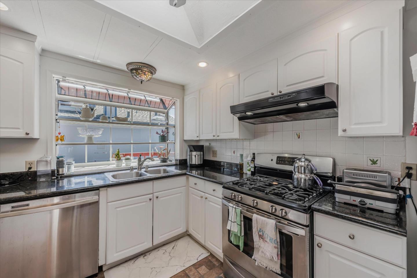 1225 Vienna Drive Unit: 983