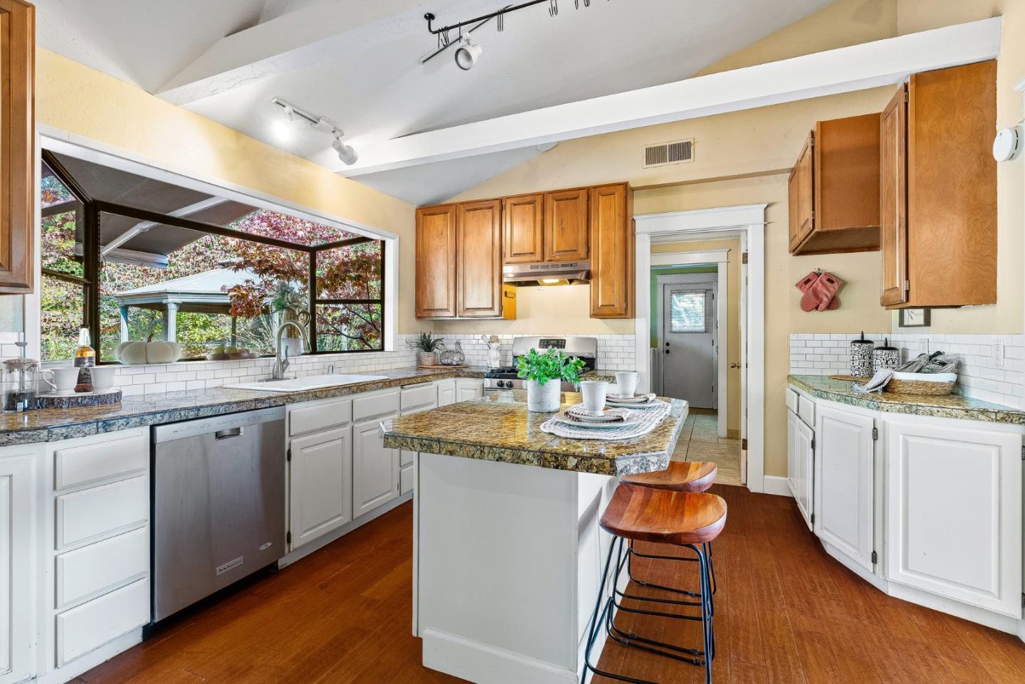 255 Brooktree Ranch Road