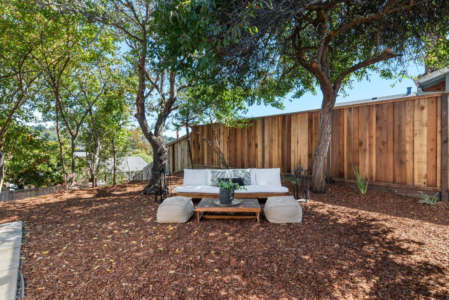3780 Valera Drive