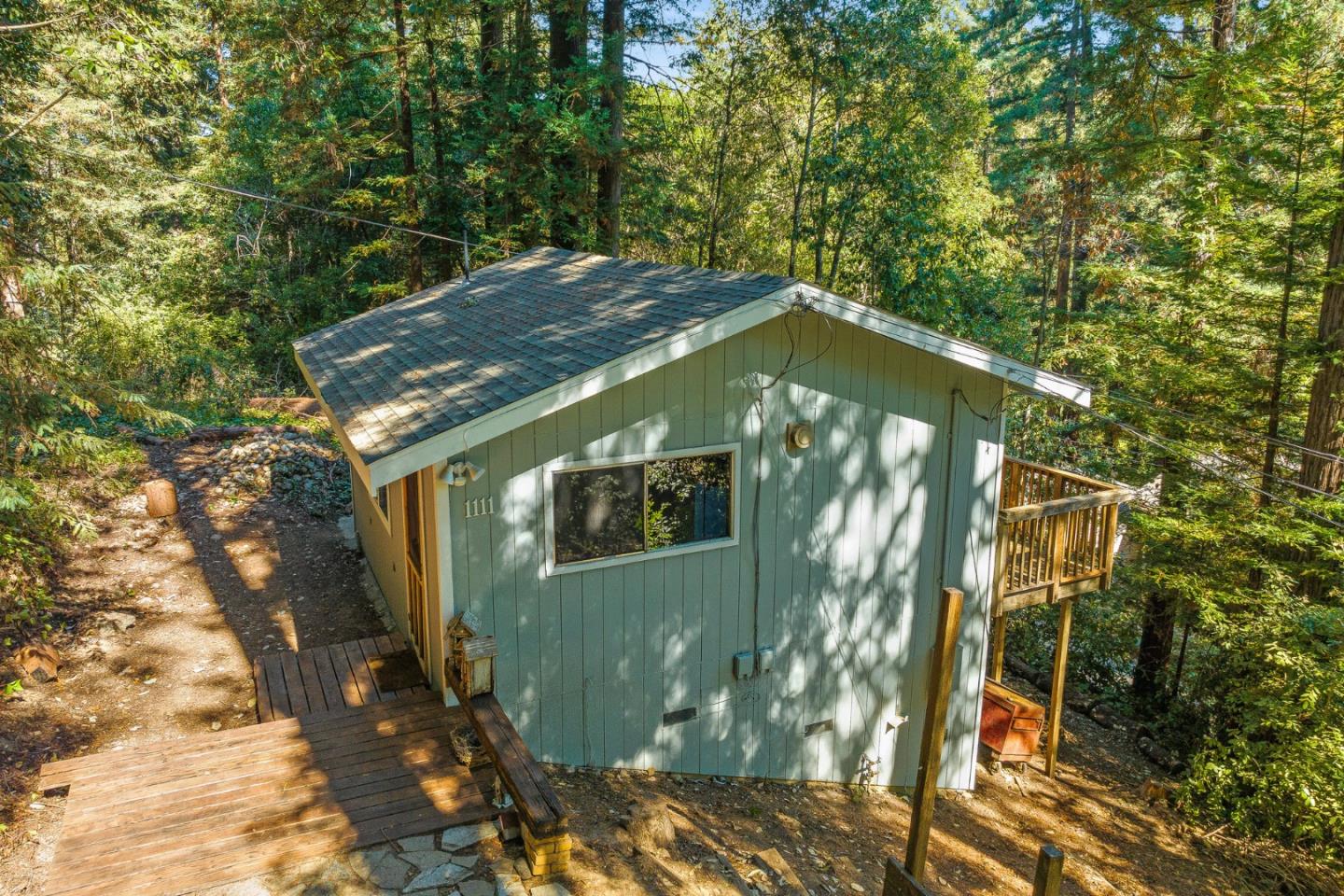 1111 Forest Way
