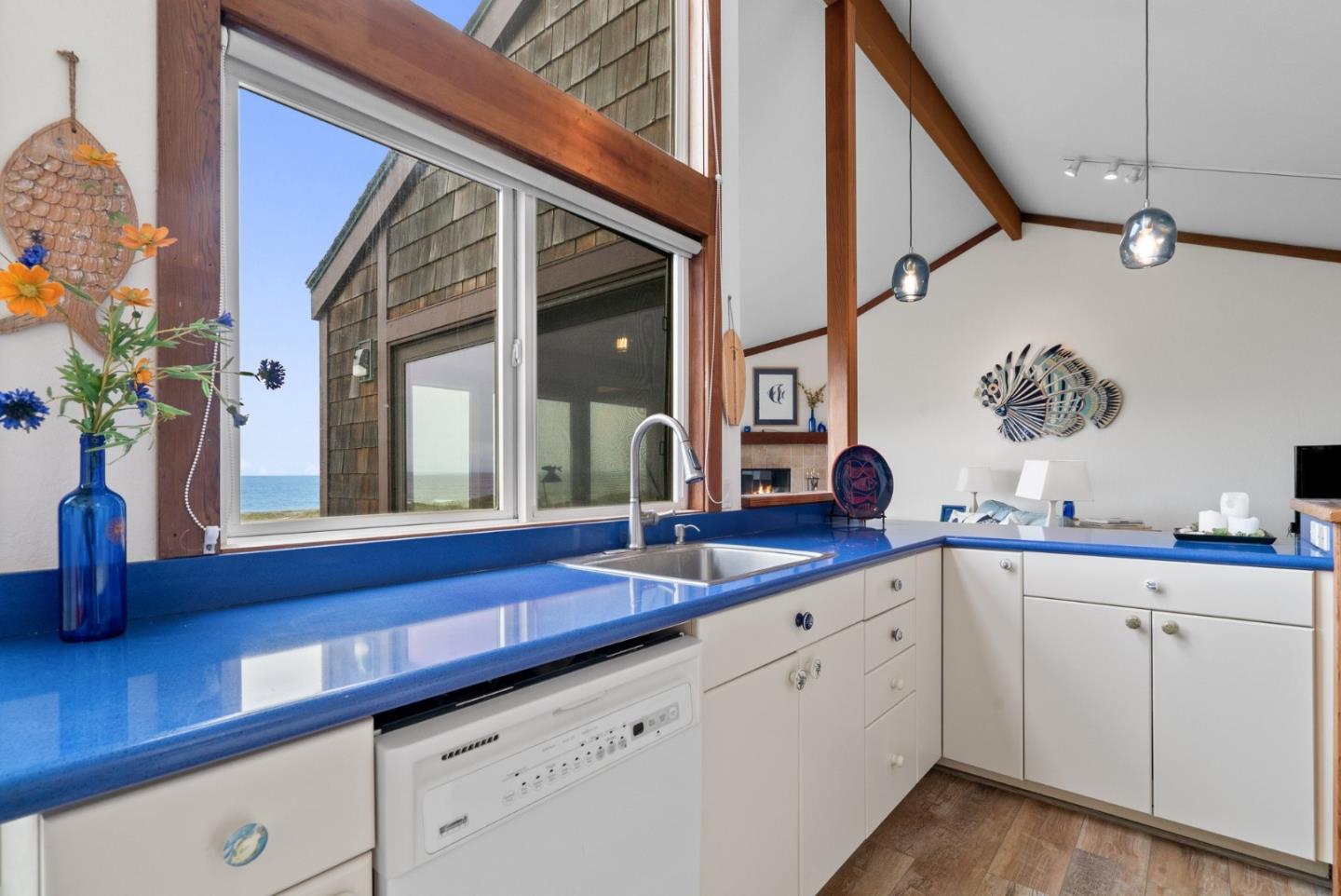 222 Monterey Dunes Way