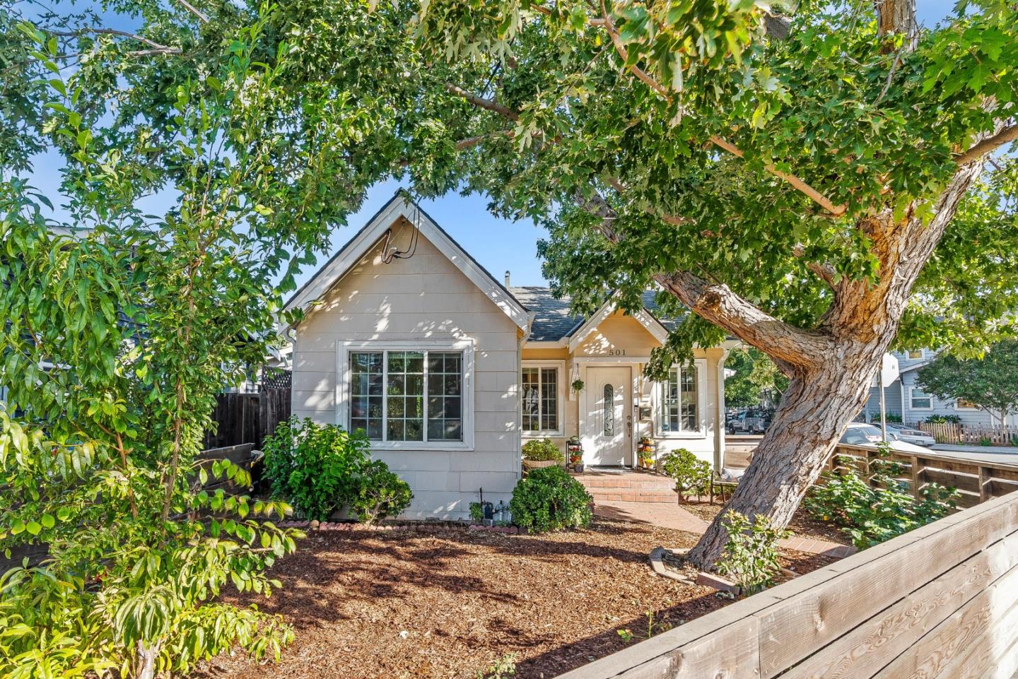501 Willow Street