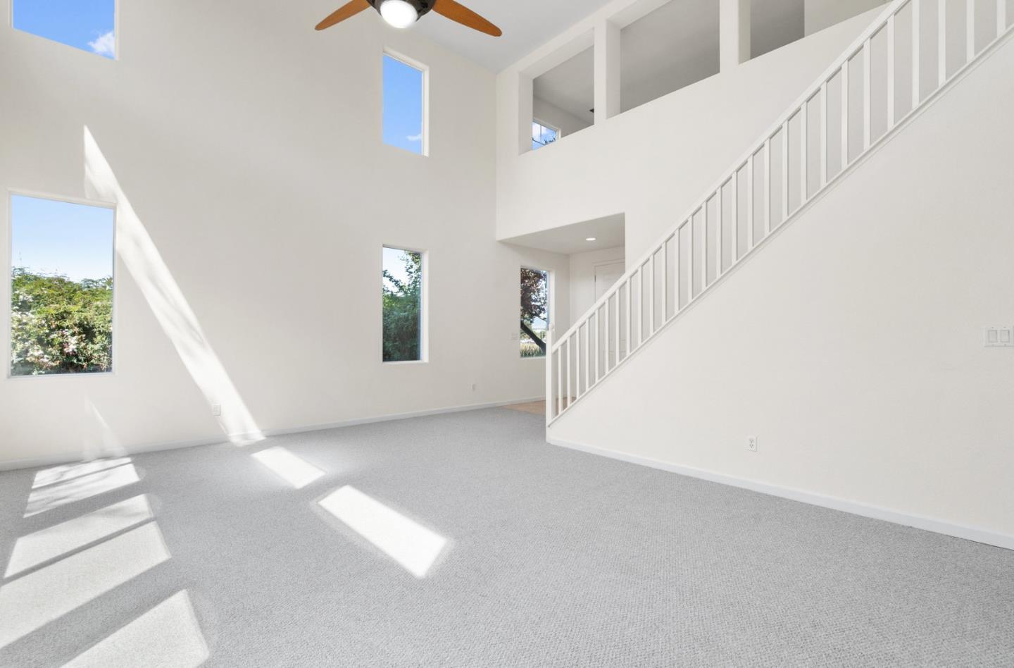 4 La Hacienda ST