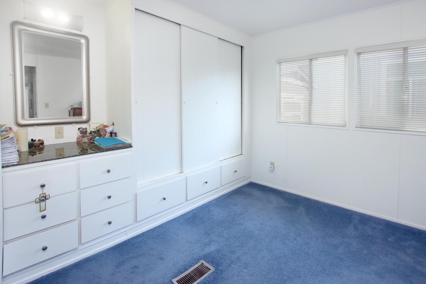 1099 38th Avenue Unit: 101