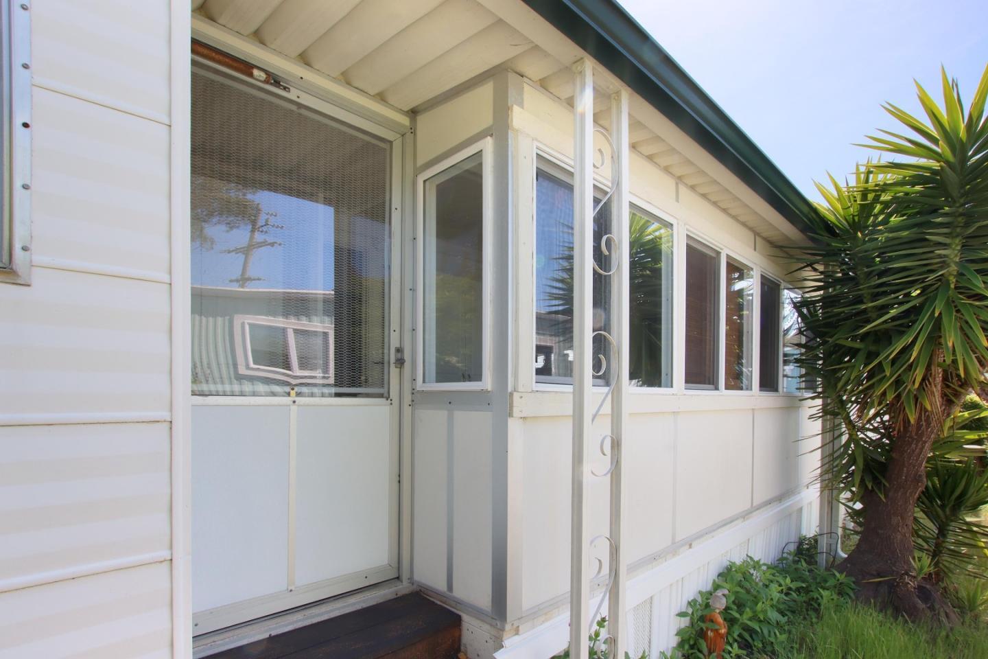 1099 38th Avenue Unit: 101