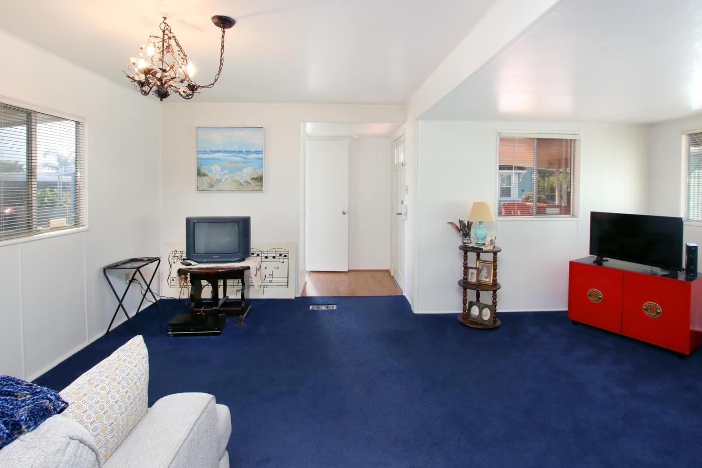 1099 38th Avenue Unit: 101