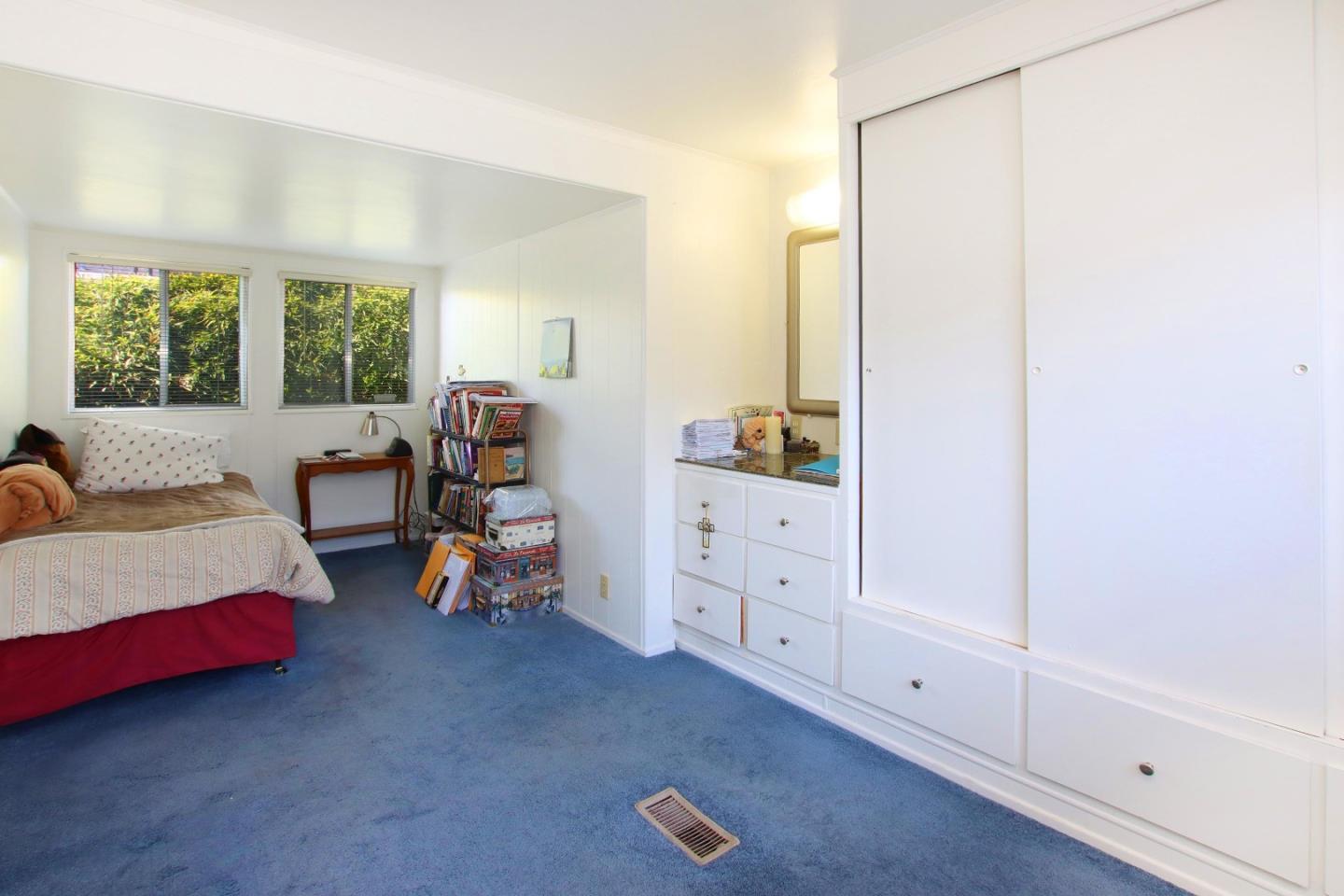 1099 38th Avenue Unit: 101
