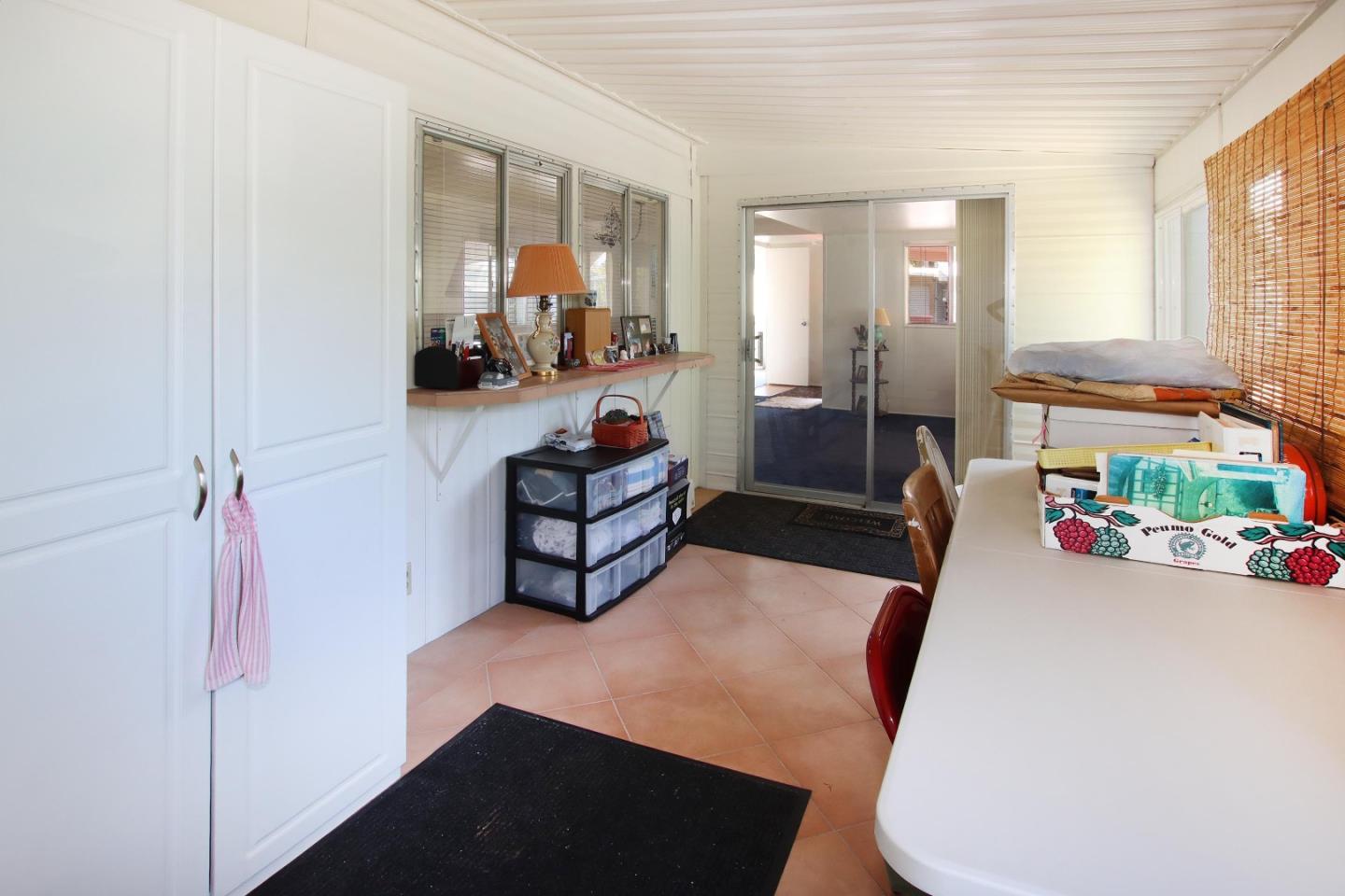 1099 38th Avenue Unit: 101