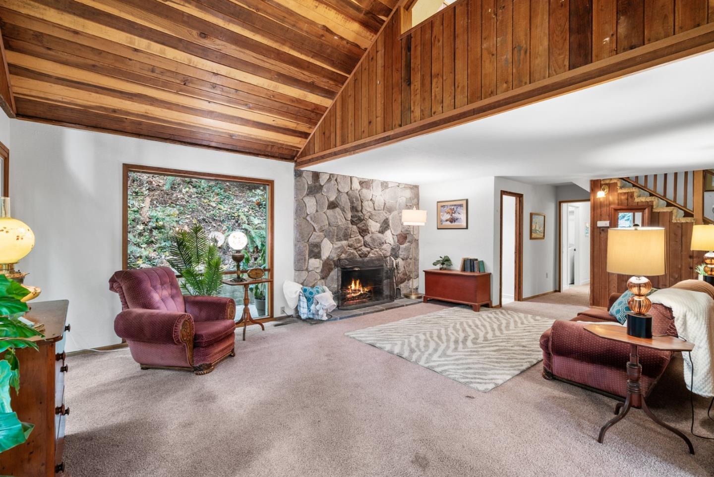 727 Eureka Canyon Road
