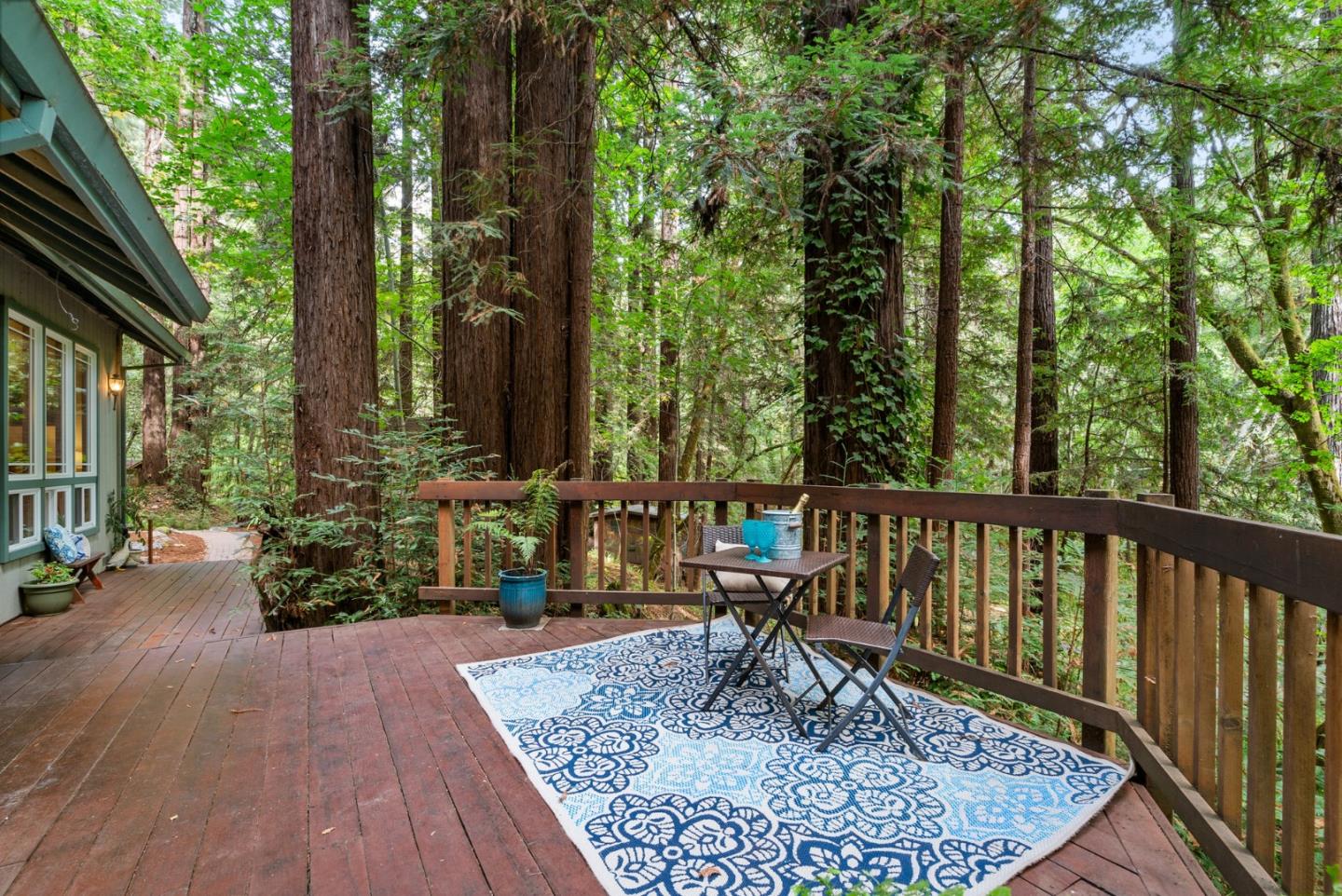 727 Eureka Canyon Road