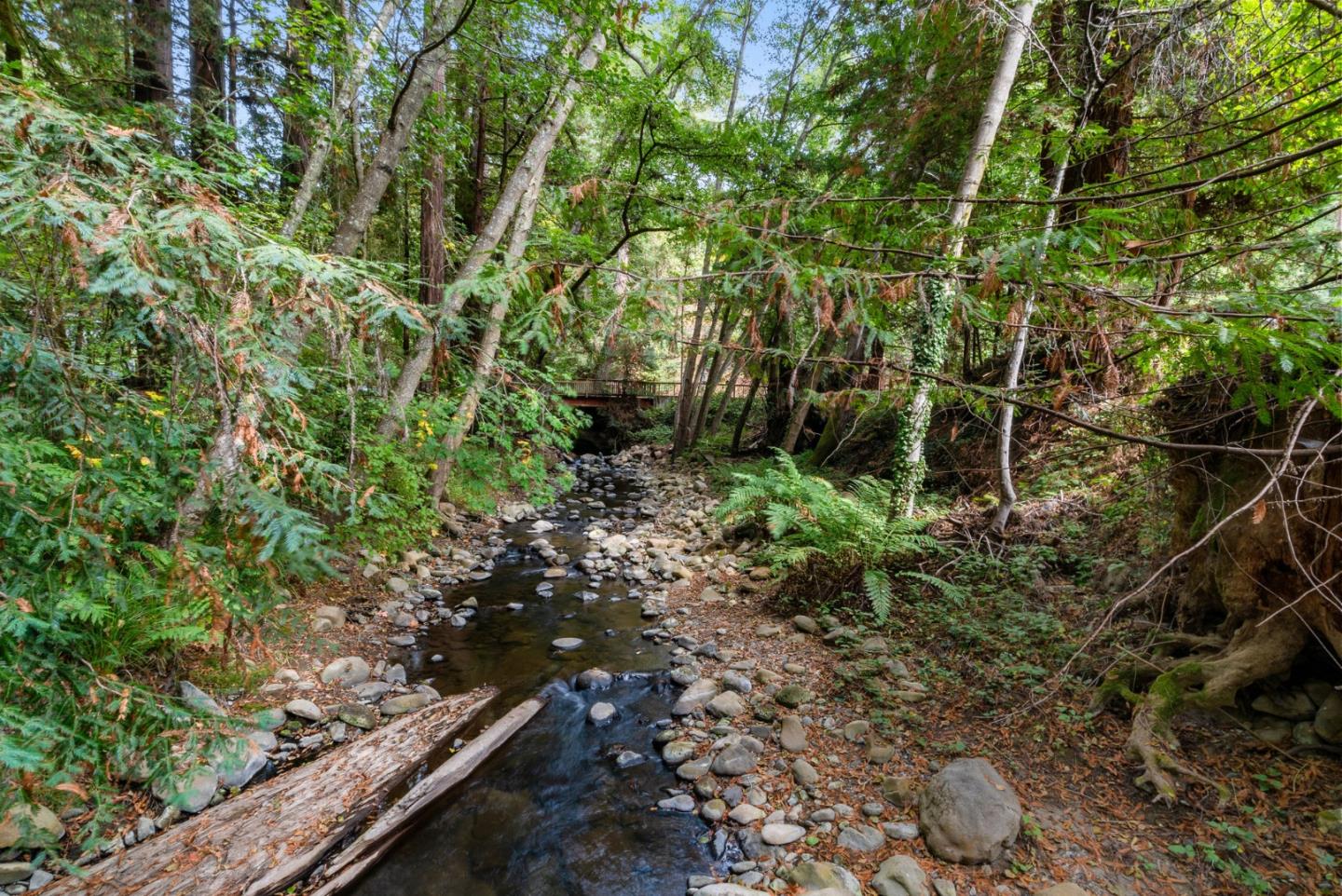 727 Eureka Canyon Road