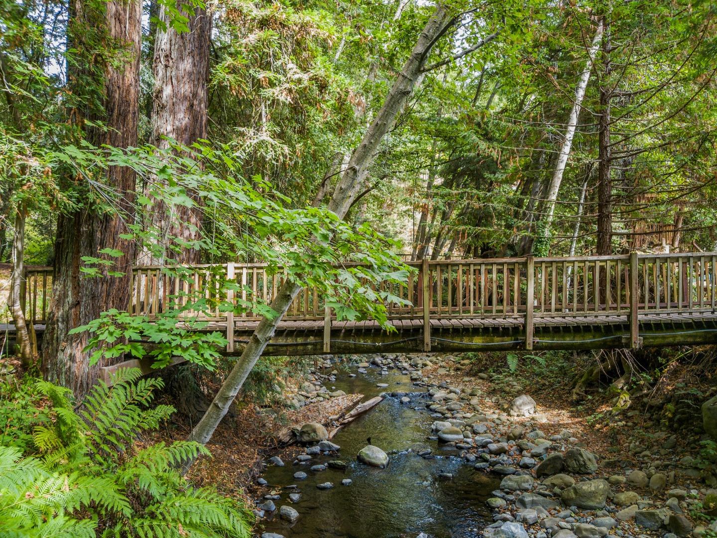 727 Eureka Canyon Road