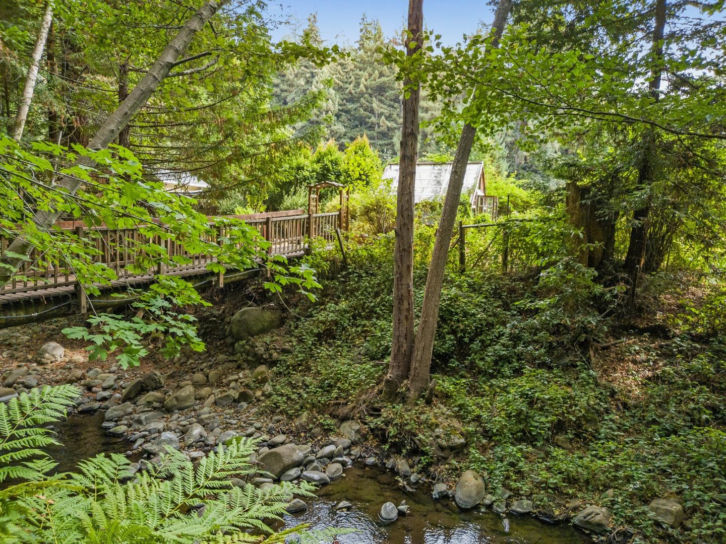 727 Eureka Canyon Road