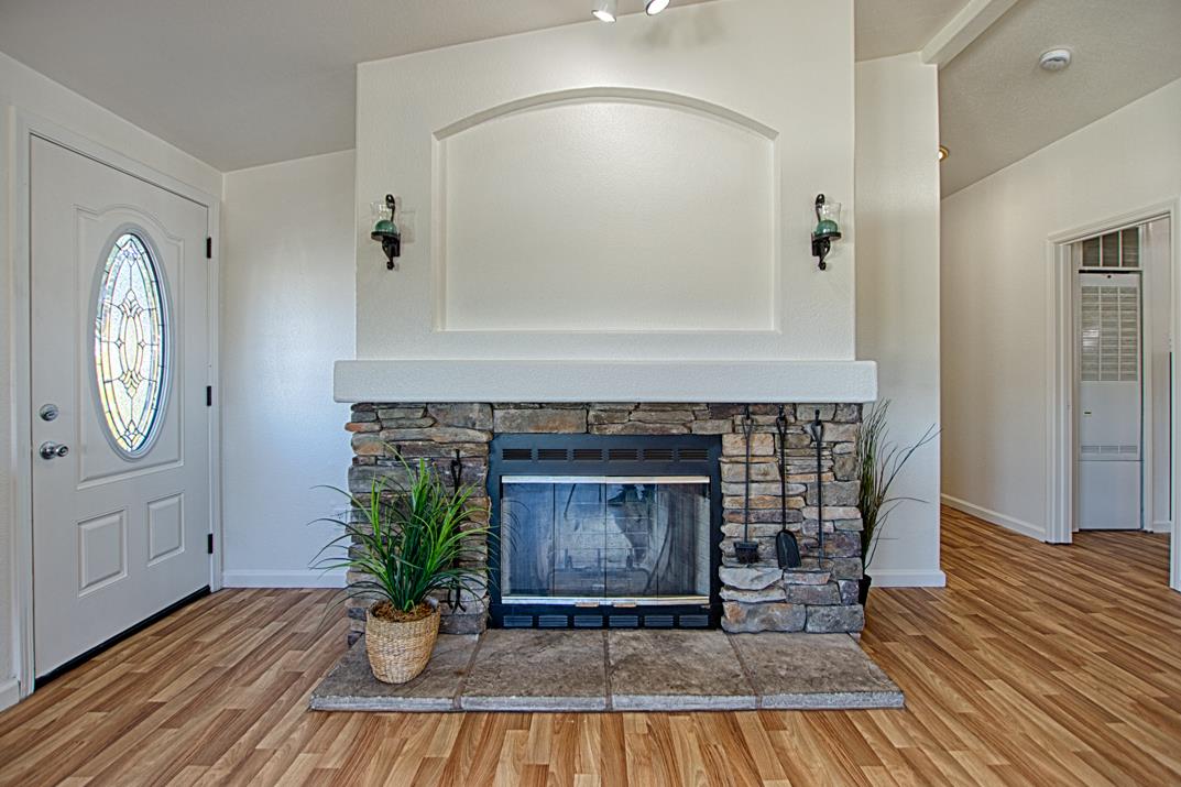 444 Whispering Pines Drive Unit: 93