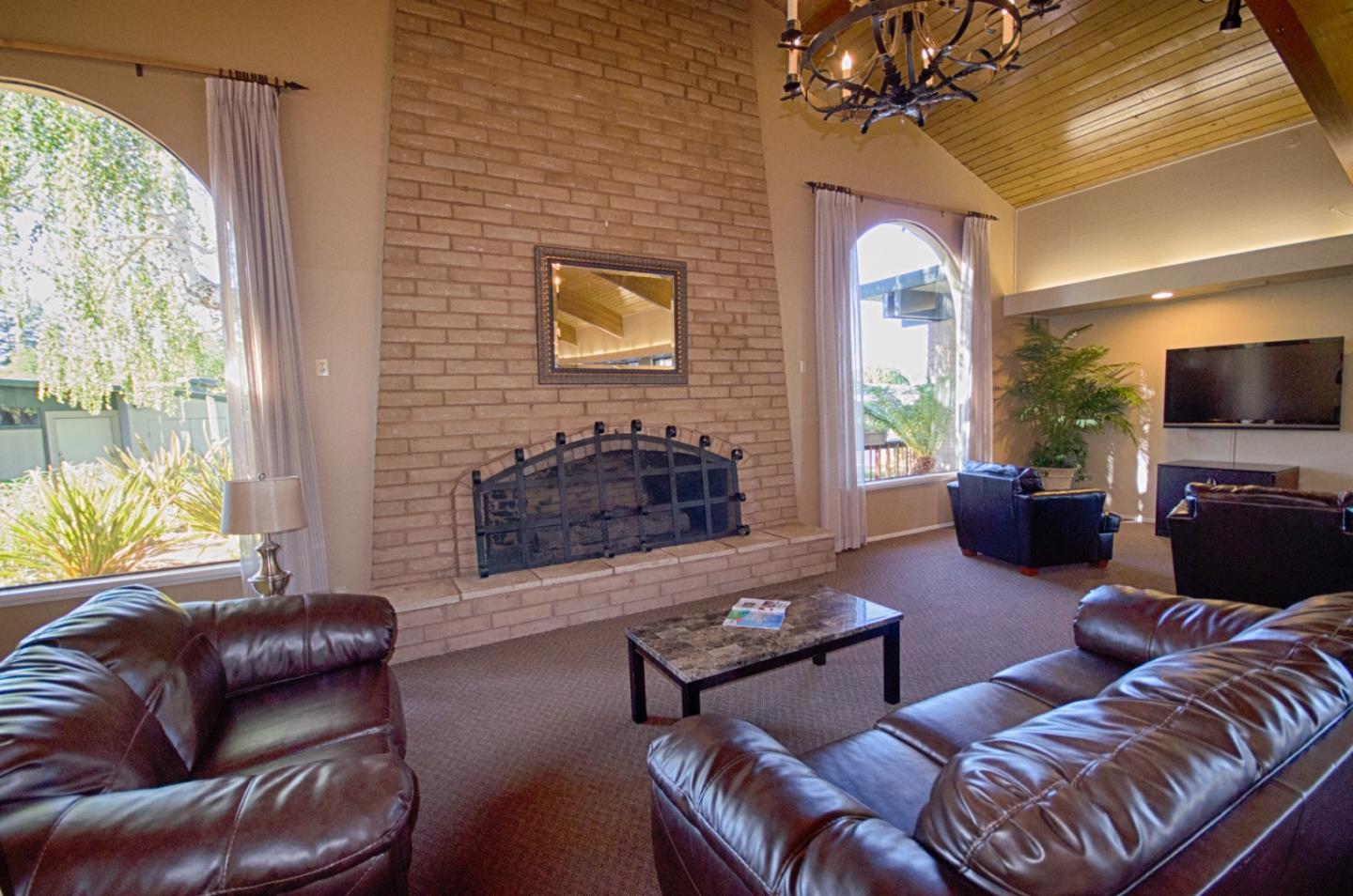 444 Whispering Pines Drive Unit: 93