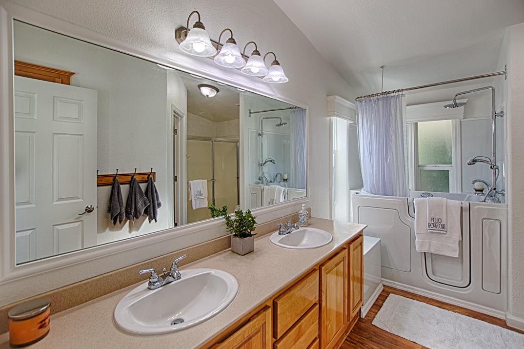 444 Whispering Pines Drive Unit: 93