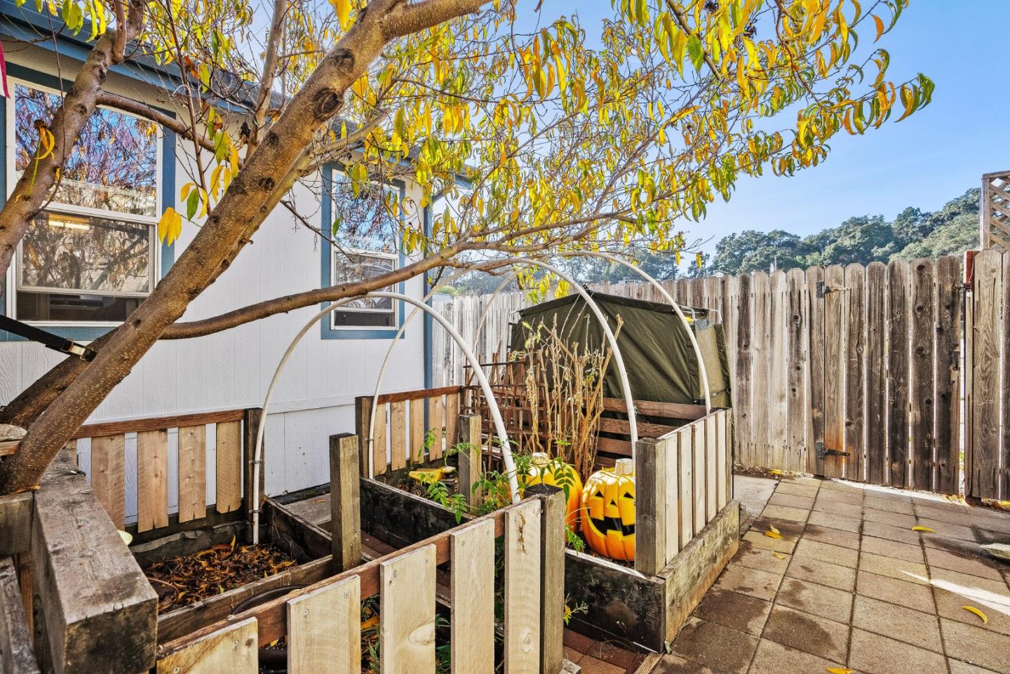3060 Porter Street Unit: 19