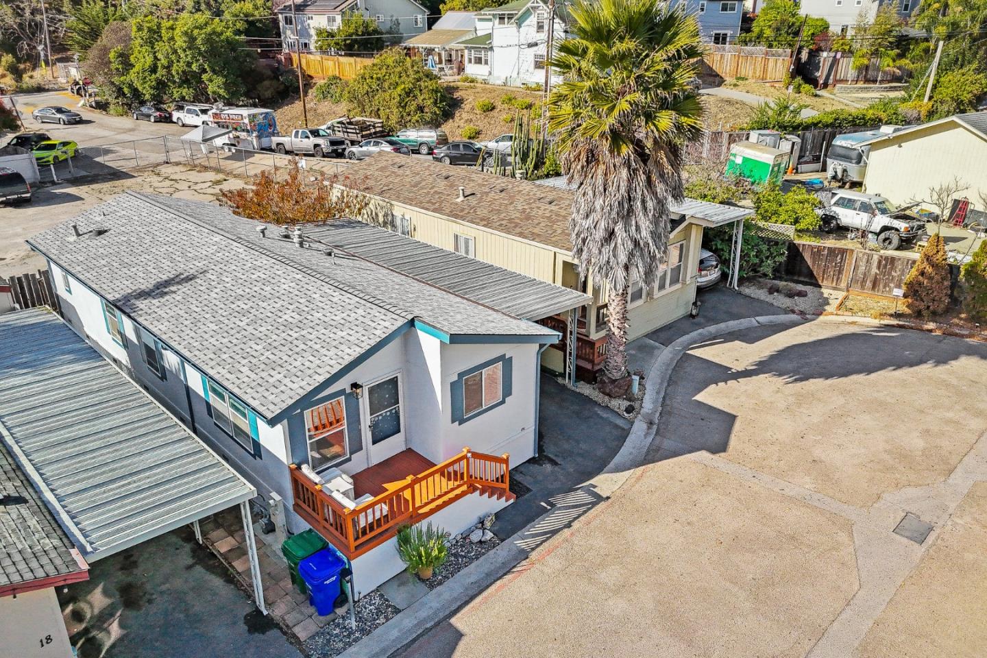 3060 Porter Street Unit: 19