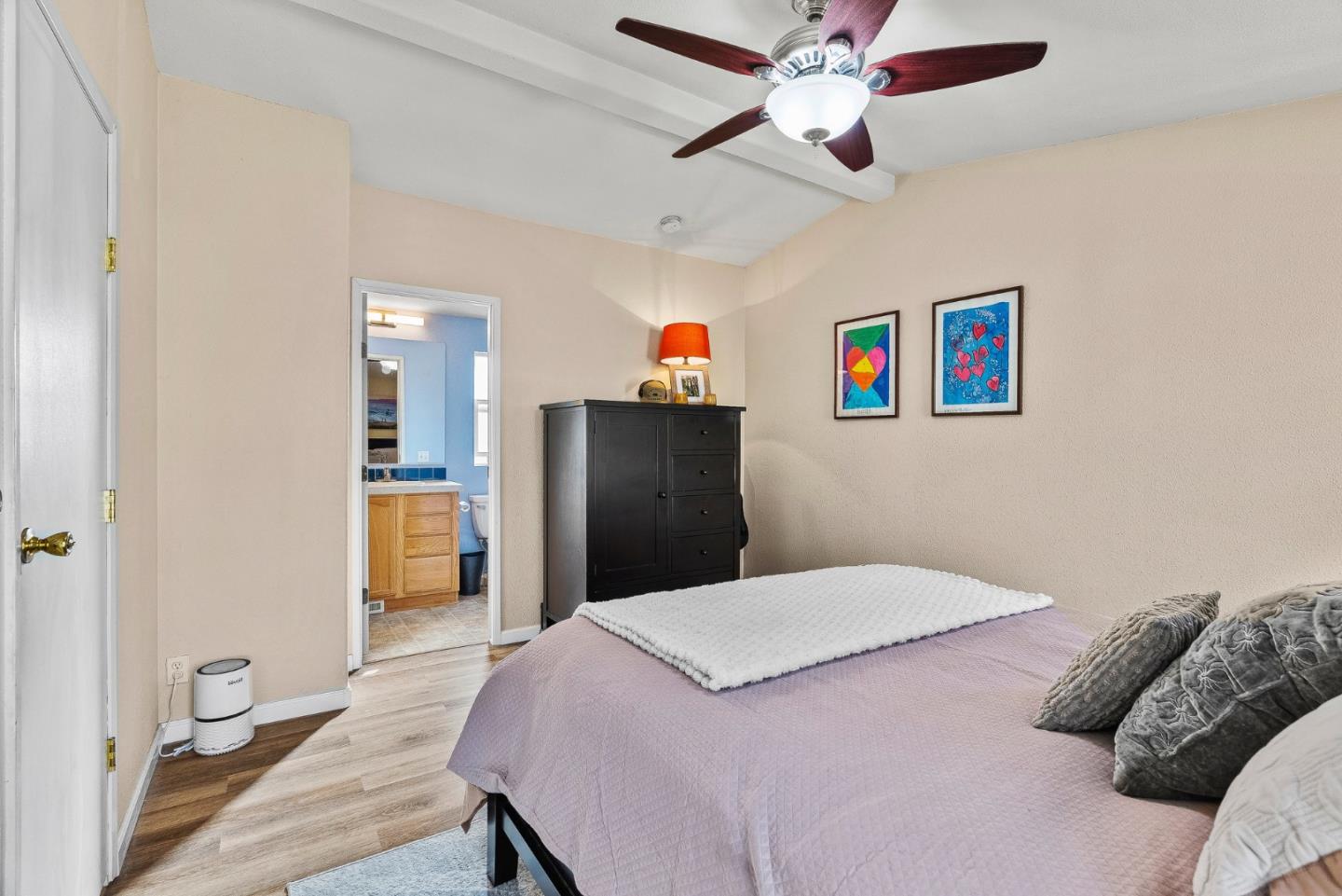 3060 Porter Street Unit: 19