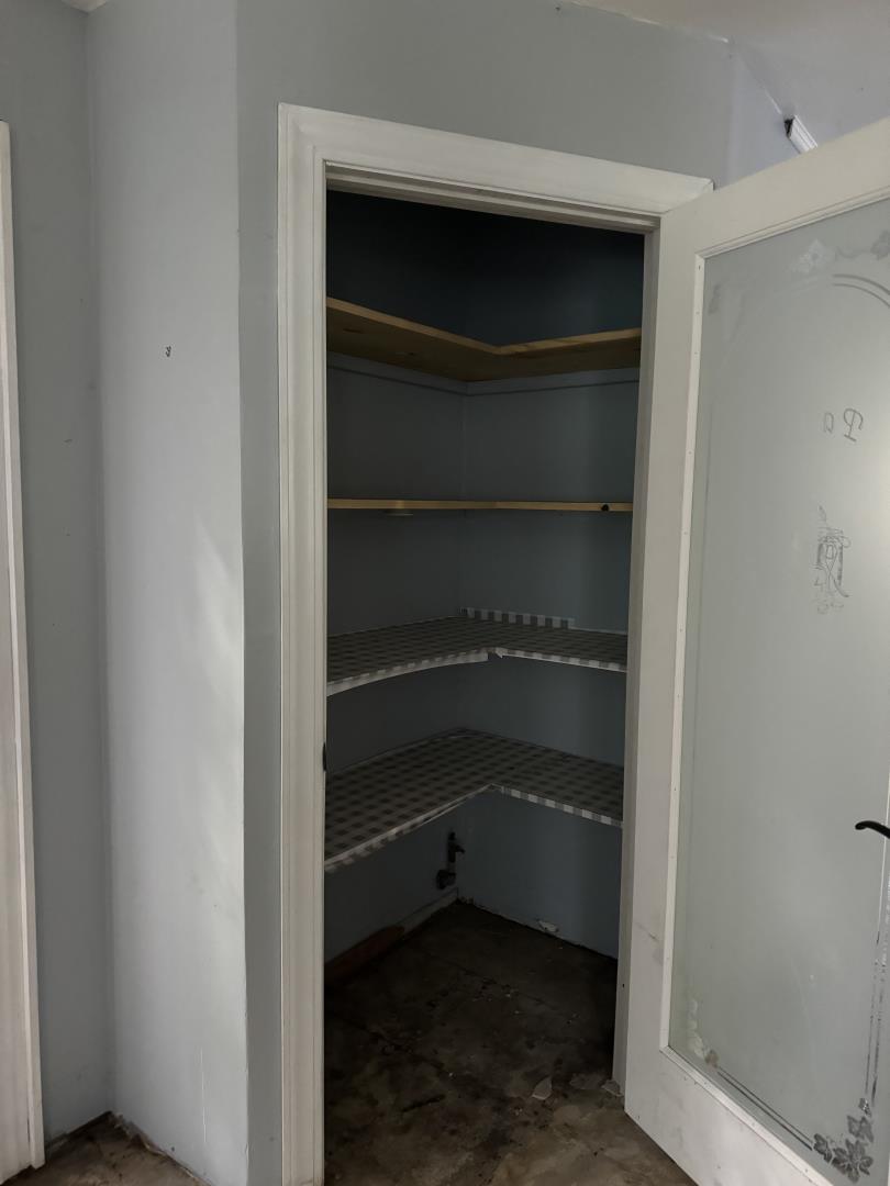 898 Bonita DR