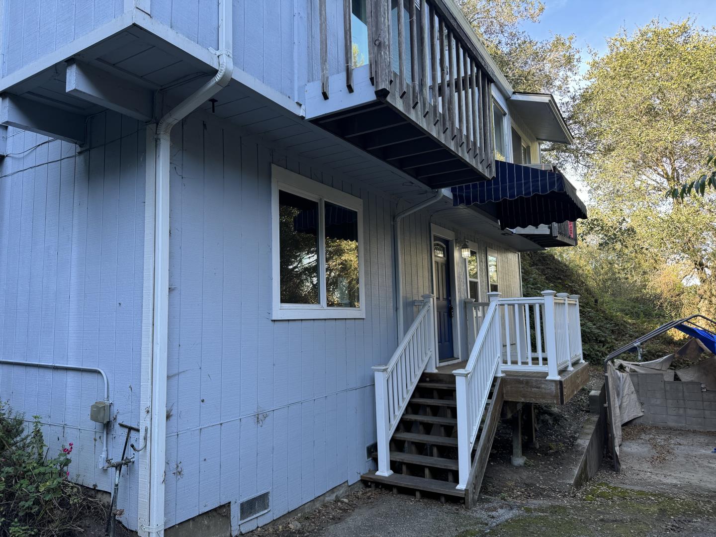 898 Bonita DR