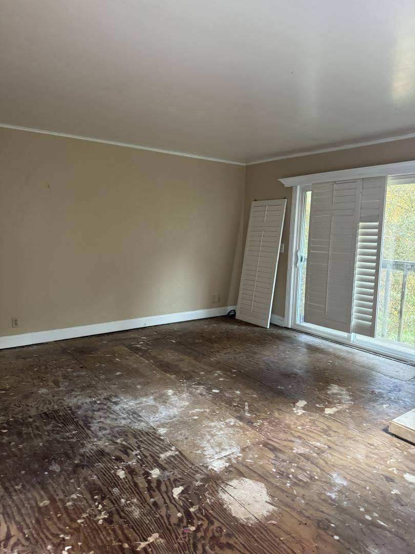 898 Bonita DR