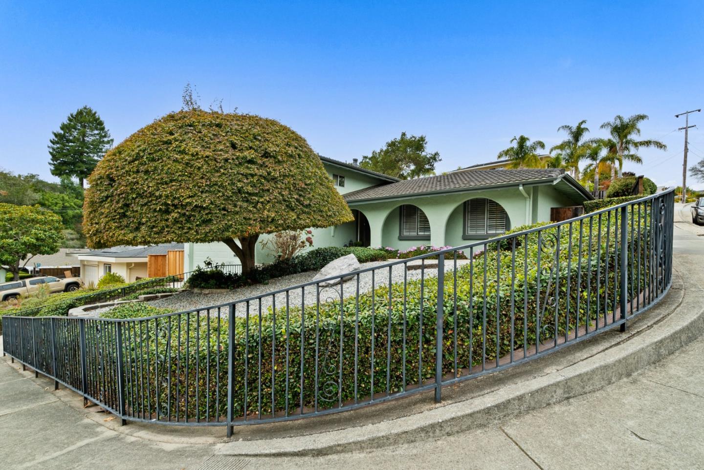 149 Kenny Avenue