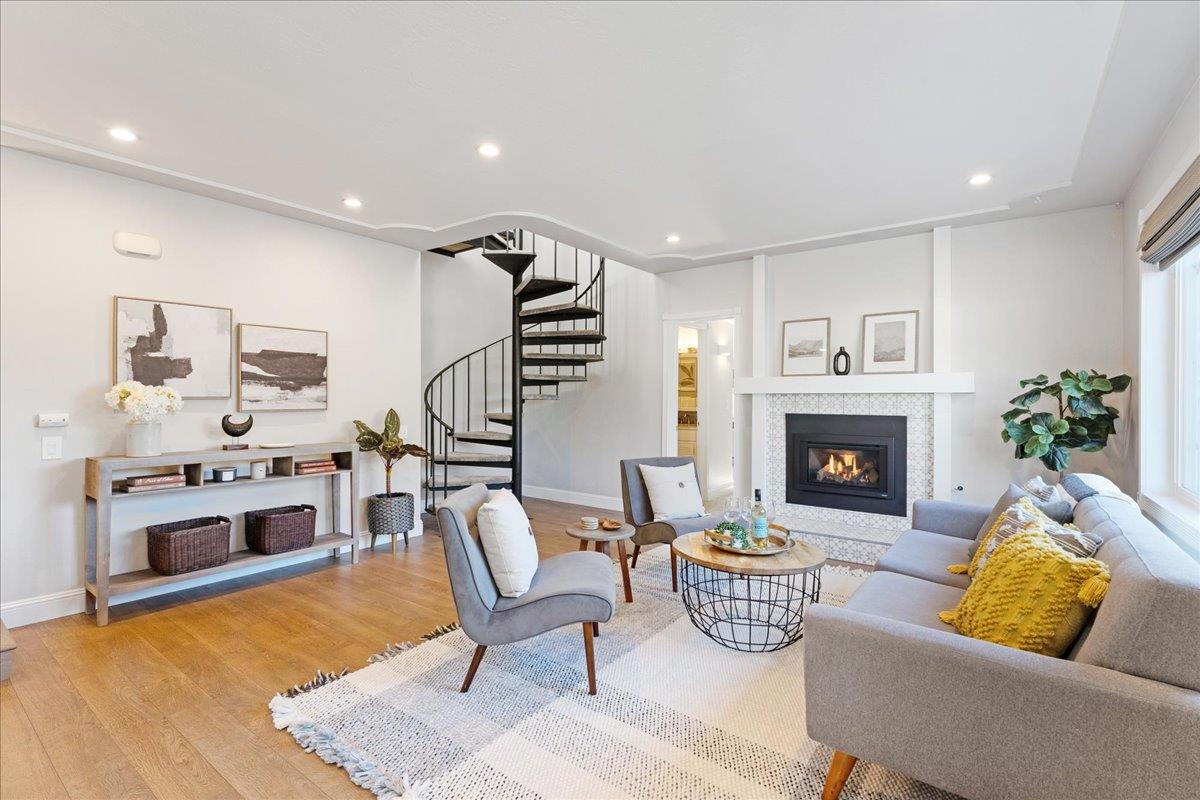 5737 Soquel Drive