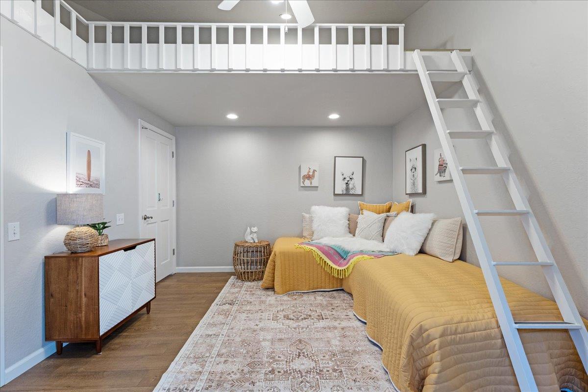 5737 Soquel Drive