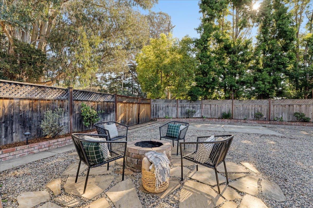 5737 Soquel Drive